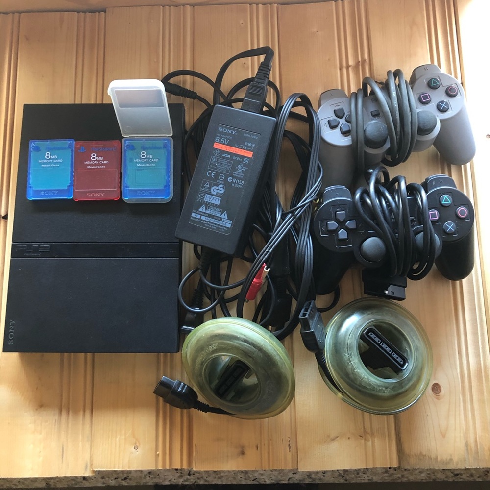 Sony PlayStation 2 PS2 Slim Model SCPH-70012